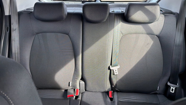 Hyundai i10 1.0 SE 5dr Petrol Hatchback